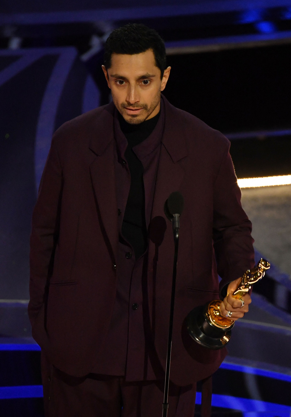 Diễn viên người Anh Riz Ahmed. (Ảnh: AFP/TTXVN)