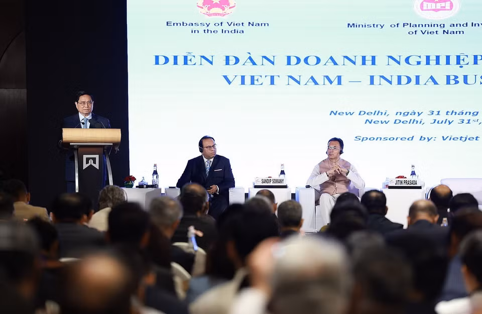 Thủ tướng Phạm Minh Chính phát biểu tại Diễn đàn Doanh nghiệp Việt Nam-Ấn Độ. (Ảnh: Dương Giang/TTXVN)