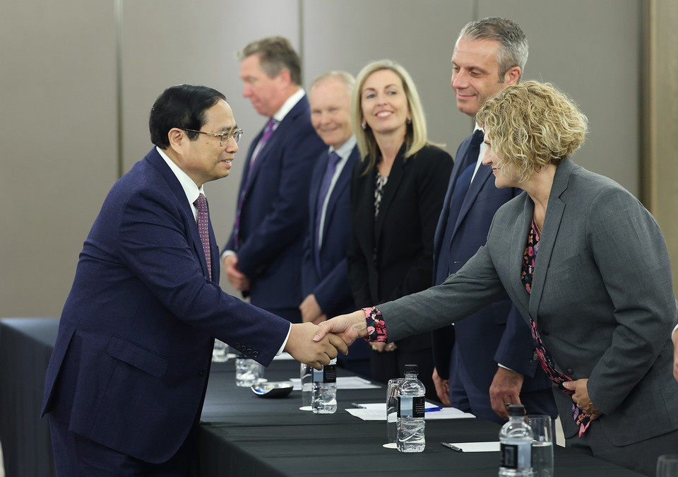 Thủ tướng Phạm Minh Chính tiếp một số doanh nghiệp hàng đầu của New Zealand. (Ảnh: Dương Giang/TTXVN)