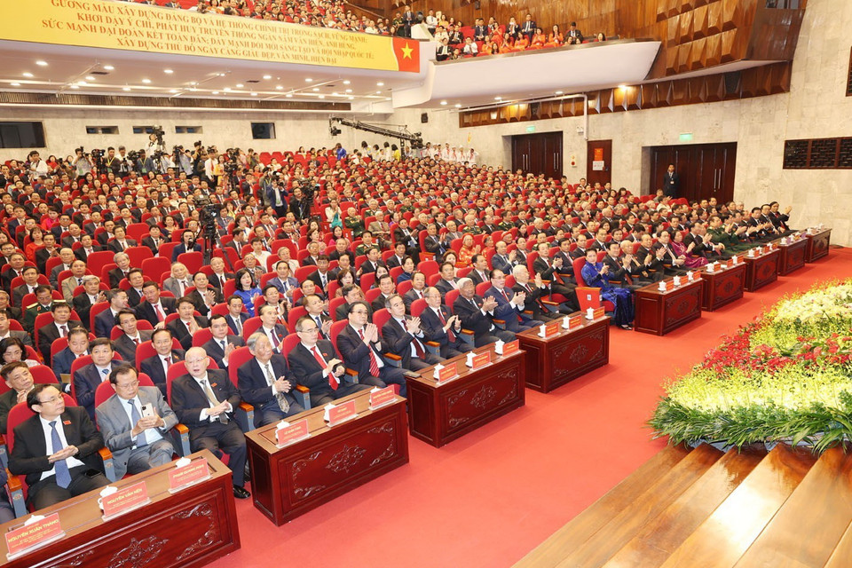 Các đồng chí lãnh đạo, nguyên lãnh đạo Đảng, Nhà nước cùng các đại biểu dự Lễ khai mạc Đại hội. (Ảnh: Trí Dũng/TTXVN)