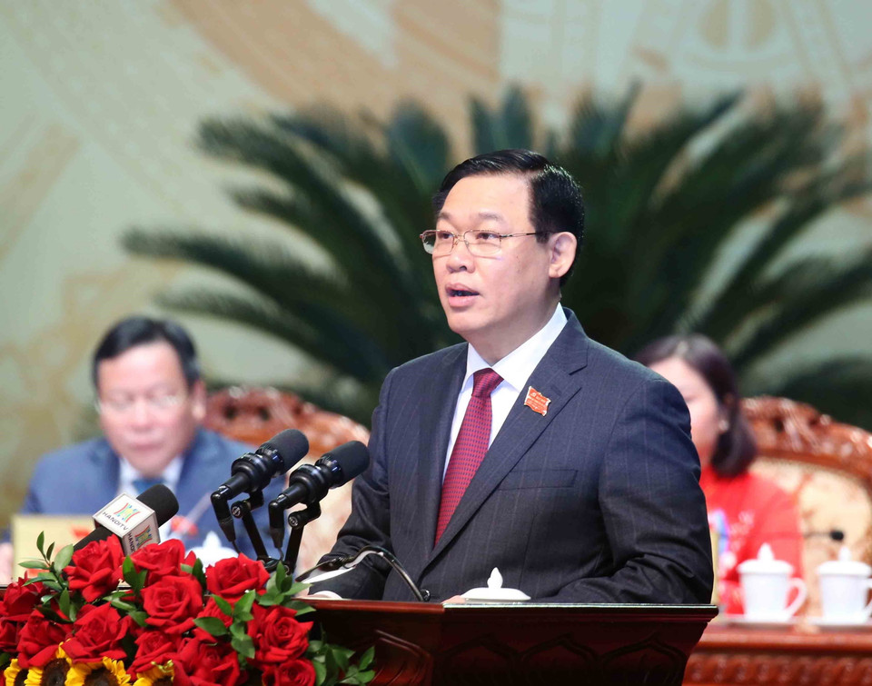 Đồng chí Vương Đình Huệ, Ủy viên Bộ Chính trị, Bí thư Thành ủy Hà Nội, phát biểu khai mạc Đại hội. (Ảnh: Phương Hoa/TTXVN)