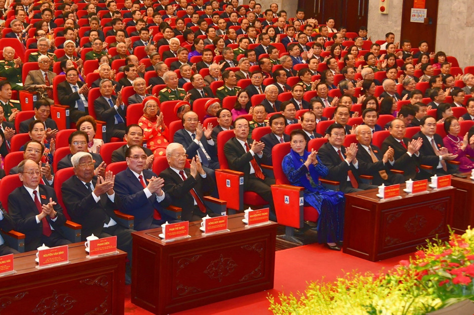 Các đồng chí lãnh đạo Đảng, Nhà nước dự khai mạc Đại hội. (Ảnh: Văn Điệp/TTXVN)