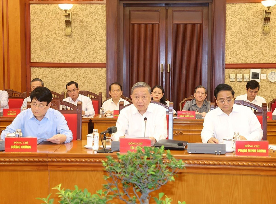 Tổng Bí thư, Chủ tịch nước Tô Lâm phát biểu chỉ đạo cuộc họp. (Ảnh: Trí Dũng/TTXVN)