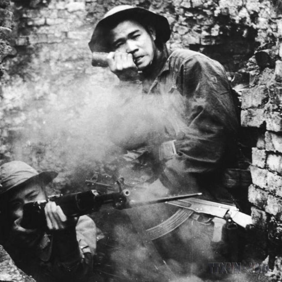 Trong chiến dịch Xuân Mậu Thân 1968, hàng vạn người đã ngã xuống. Những hy sinh, tổn thất vô giá ấy đã tạo ra một bước ngoặt lịch sử trong chiến tranh, giúp cho ngày chiến thắng đến gần hơn với người dân Việt Nam. (Ảnh: Tư liệu/TTXVN phát)