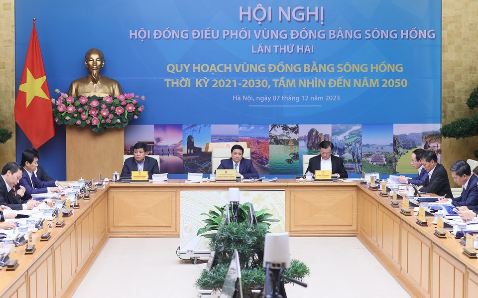 Thủ tướng Phạm Minh Chính chủ trì Hội nghị Hội đồng Điều phối vùng Đồng bằng Sông Hồng. (Ảnh: Dương Giang/TTXVN)