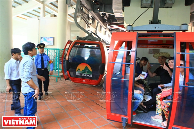 Ga cáp treo tại chùa Thiên Trù.