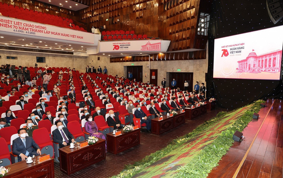 Tổng Bí thư Nguyễn Phú Trọng với các đại biểu dự Lễ kỷ niệm. (Ảnh: Trí Dũng/TTXVN)