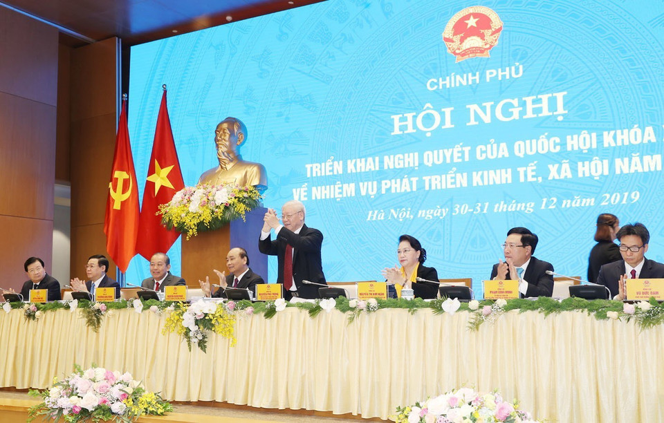 Tổng Bí thư, Chủ tịch nước Nguyễn Phú Trọng, Thủ tướng Chính phủ Nguyễn Xuân Phúc, Chủ tịch Quốc hội Nguyễn Thị Kim Ngân và các đồng chí lãnh đạo Đảng, Nhà nước chủ trì Hội nghị. (Ảnh: Trí Dũng/TTXVN)