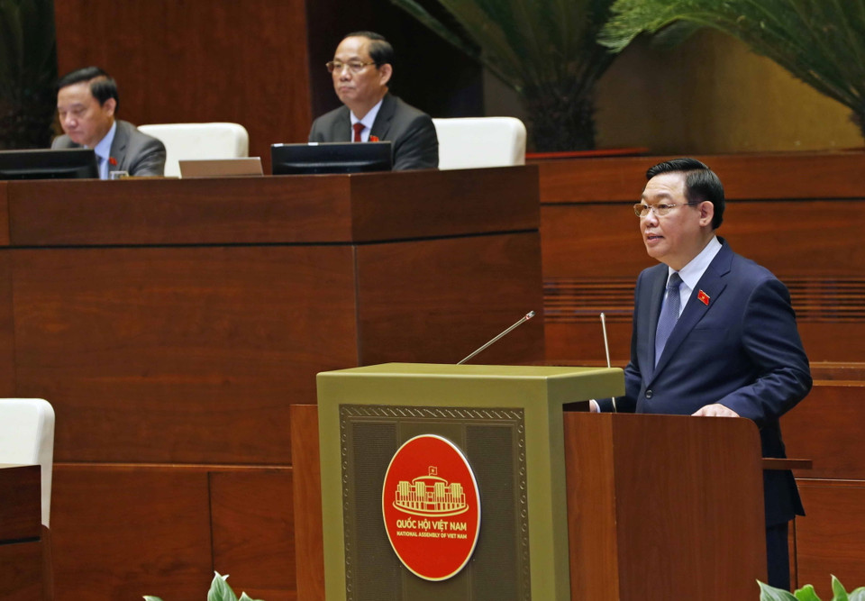 Chủ tịch Quốc hội Vương Đình Huệ phát biểu bế mạc Kỳ họp bất thường lần thứ 5, Quốc hội khóa XV. (Ảnh: Nhan Sáng/TTXVN)
