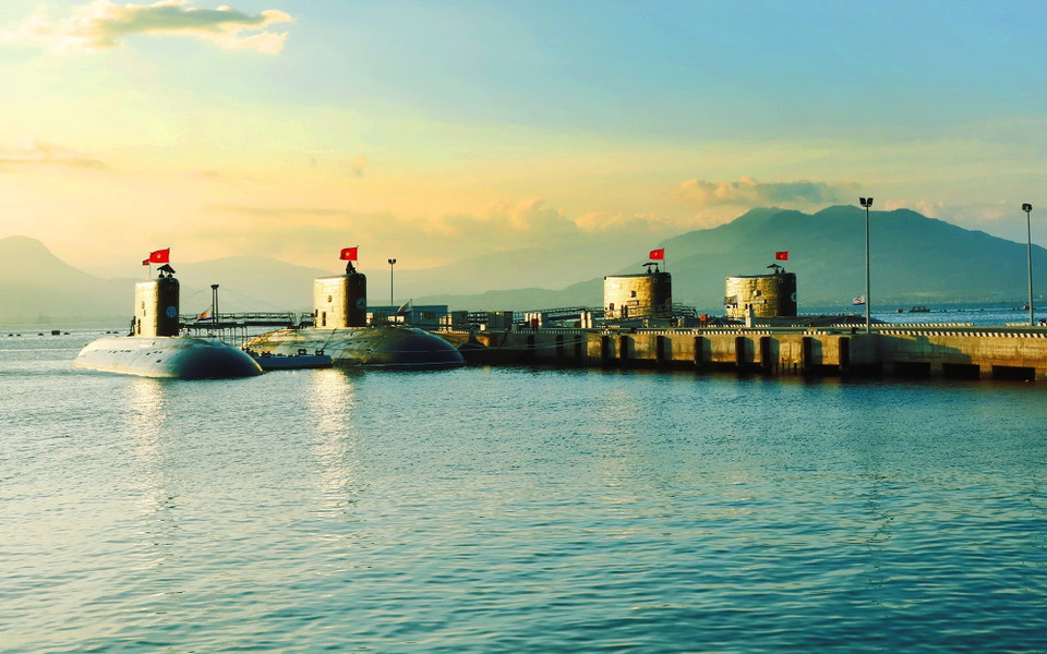 Lữ đoàn Tàu ngầm 189 Hải quân thường xuyên huấn luyện, sẵn sàng chiến đấu. (Ảnh: Lâm Khánh/TTXVN)