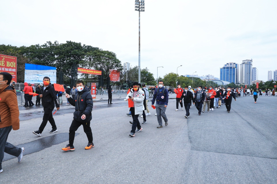 Hội cổ động viên Trung Quốc đến cổ vũ cho đội tuyển. (Ảnh: Tuấn Anh/TTXVN)