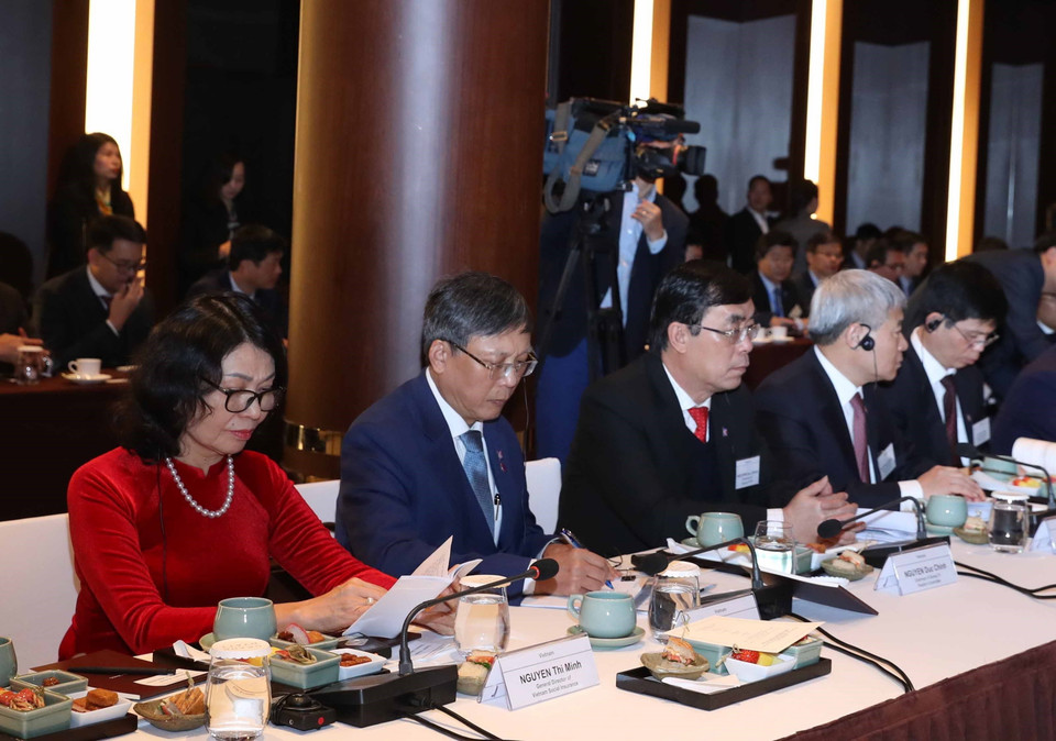 Các đại biểu tham dự toạ đàm. (Ảnh: Thống Nhất/TTXVN)