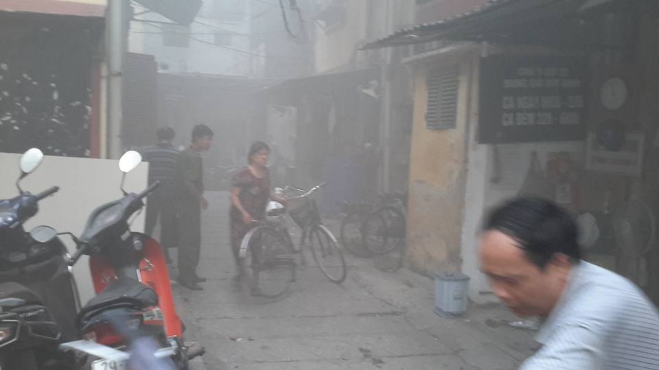 Nguy cơ cháy lan rất lớn. (Ảnh: Võ Phương/Vietnam+)