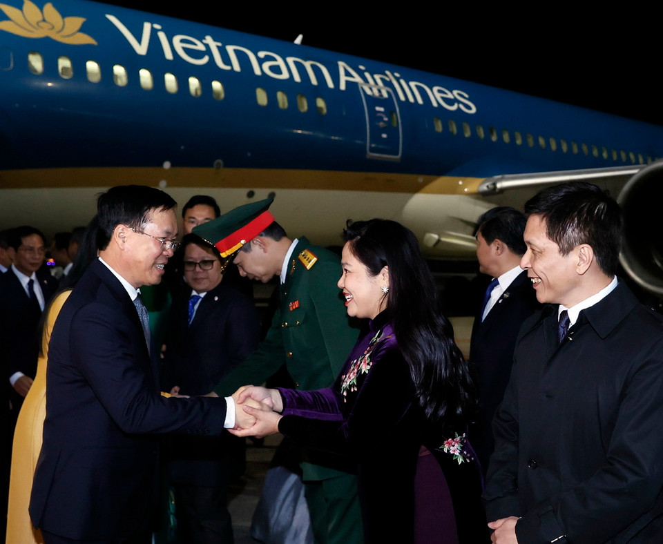 Lễ đón Chủ tịch nước Võ Văn Thưởng và Phu nhân tại sân bay Haneda, thủ đô Tokyo. (Ảnh: Thống Nhất/TTXVN)