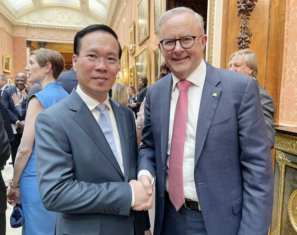 Chủ tịch nước Võ Văn Thưởng gặp Thủ tướng Australia Anthony Albanese. (Ảnh: TTXVN phát)