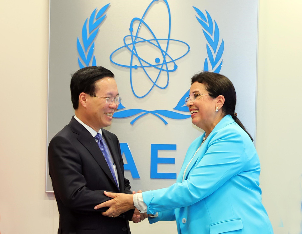Chủ tịch nước Võ Văn Thưởng với Quyền Tổng Giám đốc IAEA Najat Mokhtar. (Ảnh: Thống Nhất/TTXVN)