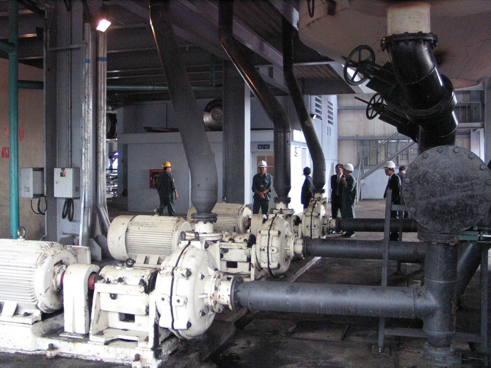 Ngày 15/12/2009, tại thị xã Cẩm Phả (Quảng Ninh), Công ty Tuyển than Cửa Ông (Tập đoàn Công nghiệp Than-Khoáng sản) khánh thành và đưa vào sử dụng công trình xử lý bùn nước nhà máy tuyển, công suất 1 triệu tấn sản phẩm bùn than/năm. (Ảnh: Đinh Mạnh Tú/TTXVN)