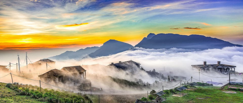 Mẫu Sơn trong mây. (Ảnh: TTXVN phát)