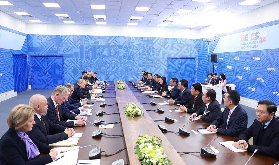 Thủ tướng Phạm Minh Chính hội đàm với Tổng thống Liên bang Nga Vladimir Putin, Chủ tịch Nhóm BRICS năm 2024. (Ảnh: Dương Giang/TTXVN)