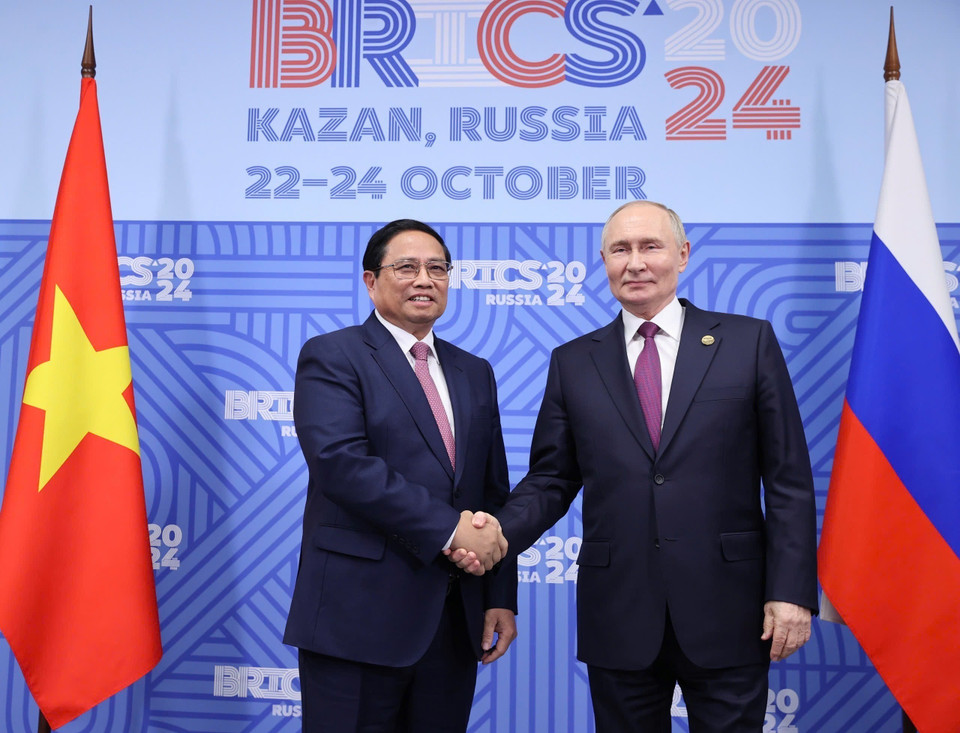 Thủ tướng Phạm Minh Chính với Tổng thống Liên bang Nga Vladimir Putin, Chủ tịch Nhóm BRICS năm 2024. (Ảnh: Dương Giang/TTXVN)