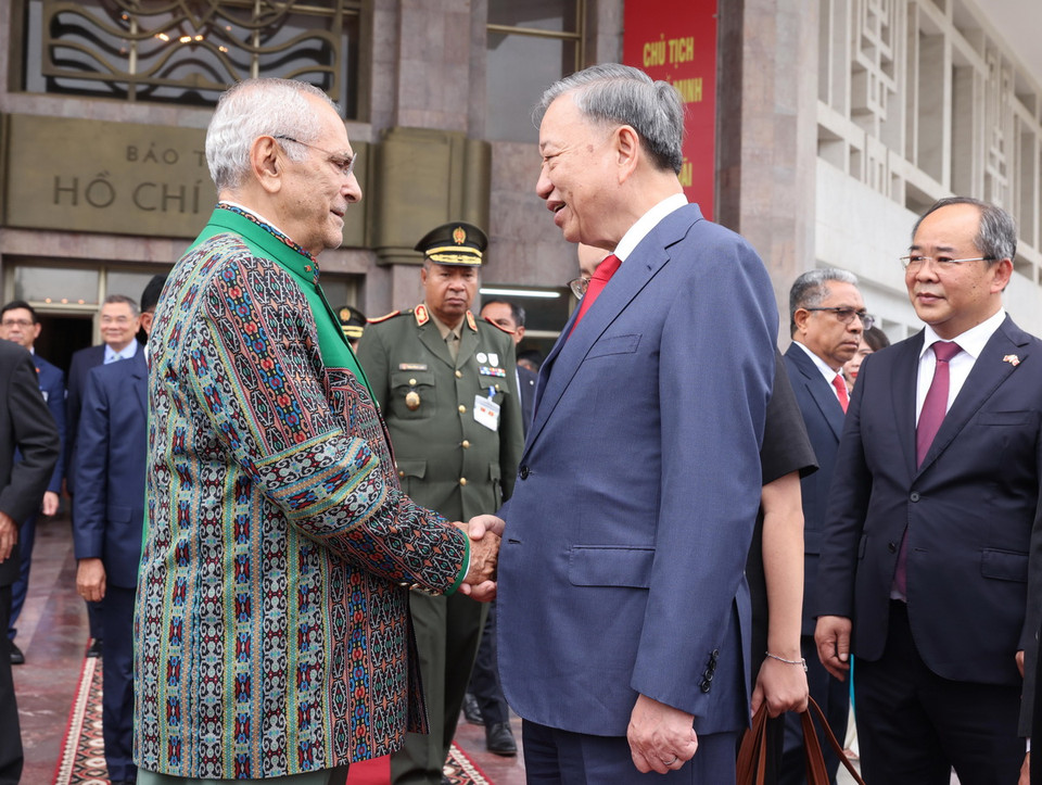 Chủ tịch nước Tô Lâm cùng Tổng thống Timor-Leste Jose Ramos-Horta tại Bảo tàng Hồ Chí Minh. (Ảnh: Lâm Khánh/TTXVN)
