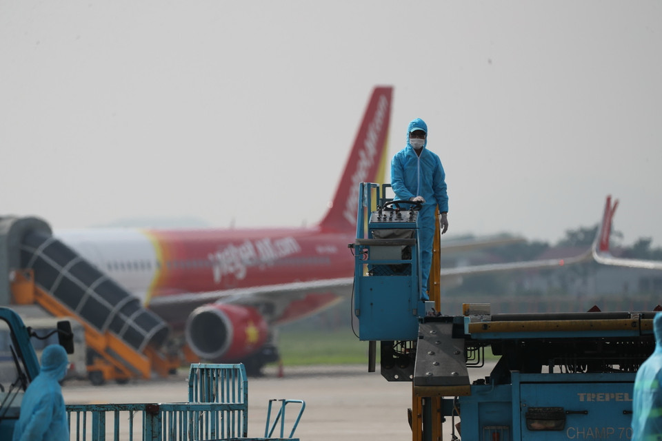 Các phương án an toàn phòng, chống dịch được đảm bảo ở mức tối đa tại sân bay quốc tế Nội Bài. (Ảnh: Thành Đạt/TTXVN)
