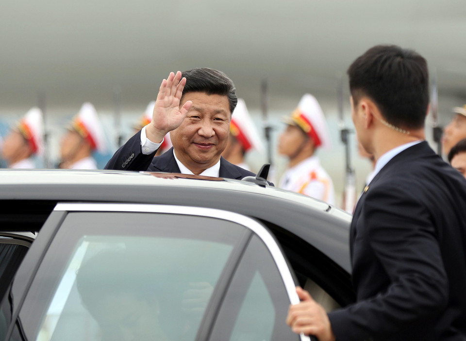 Tổng Bí thư, Chủ tịch nước Tập Cận Bình tại sân bay Quốc tế Nội Bài. (Ảnh: Phạm Kiên/TTXVN)