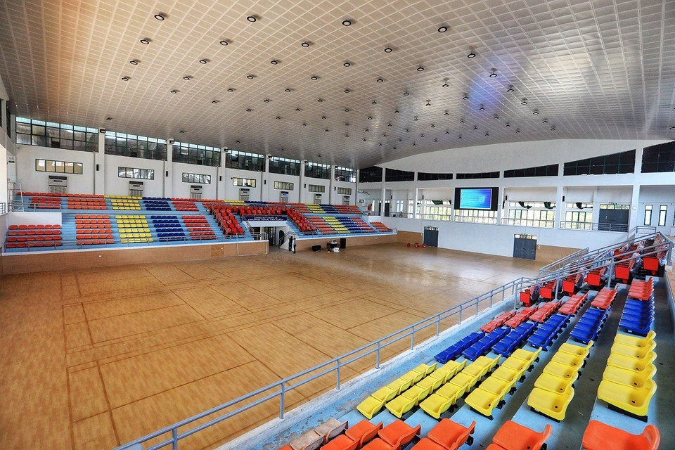 Với sức chứa khoảng 2.000 chỗ ngồi, đến nay việc thi công nâng cấp, sửa chữa cơ sở vật chất, lắp đặt mới trang thiết bị đã được hoàn tất sẵn sàng phục vụ SEA Games 31. (Ảnh: Tuấn Anh/TTXVN)