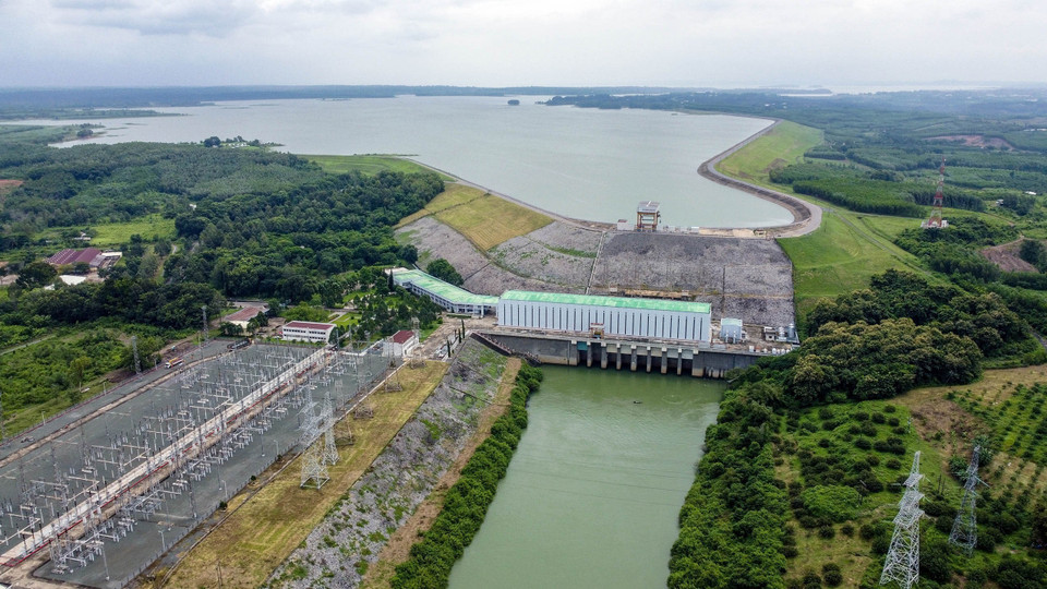 Nhà máy Thủy điện Trị An được xây dựng trên sông Đồng Nai, đoạn chảy qua huyện Vĩnh Cửu, tỉnh Đồng Nai. (Ảnh: Huy Hùng/TTXVN)