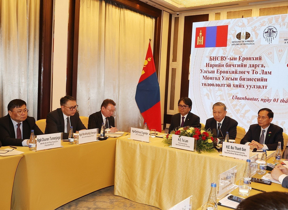 Tổng Bí thư, Chủ tịch nước Tô Lâm tiếp các tổ chức kinh tế tiêu biểu Mông Cổ . (Ảnh: Trí Dũng/TTXVN)