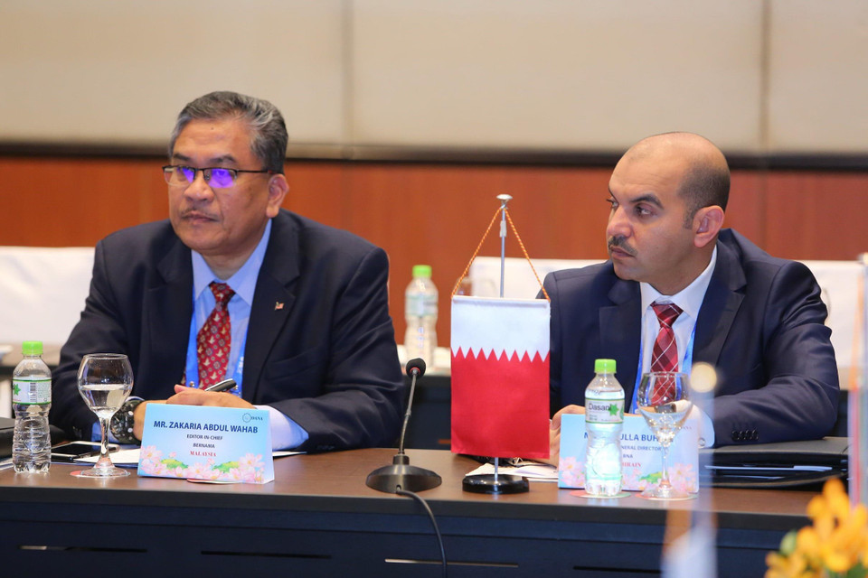 Ông Zakaria Abdul Wahb (bên phải), Tổng giám đốc Hãng thông tấn Bernama của Malaysia dự cuộc họp . (Ảnh: Thành Đạt/TTXVN)