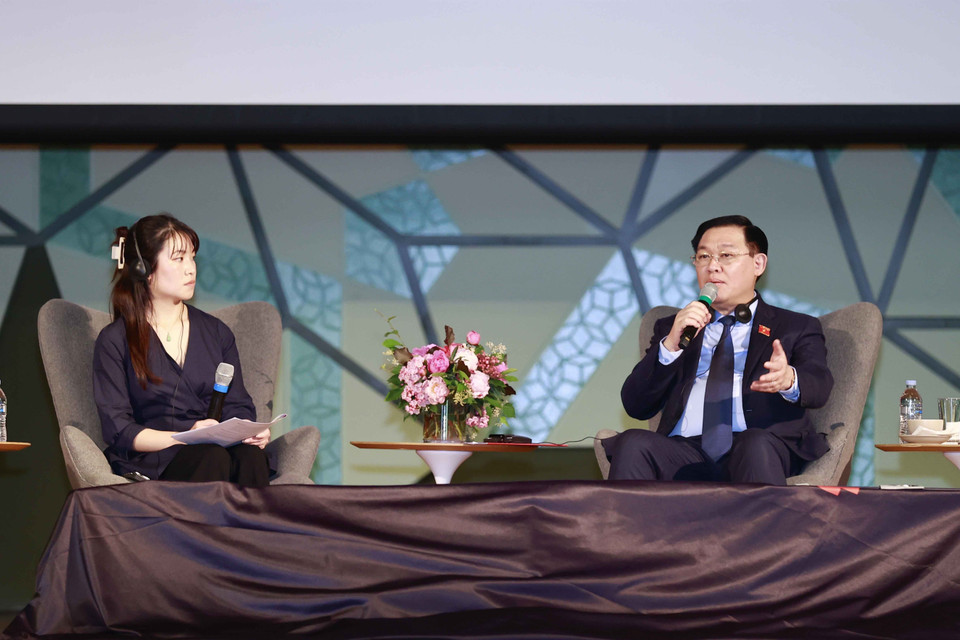 Chủ tịch Quốc hội Vương Đình Huệ phát biểu. (Ảnh: Doãn Tấn/TTXVN)