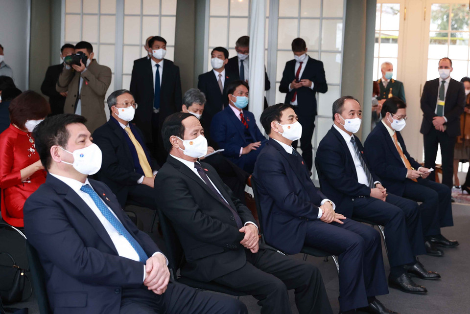 Các đại biểu tại buổi họp báo. (Ảnh: Thống Nhất/TTXVN)