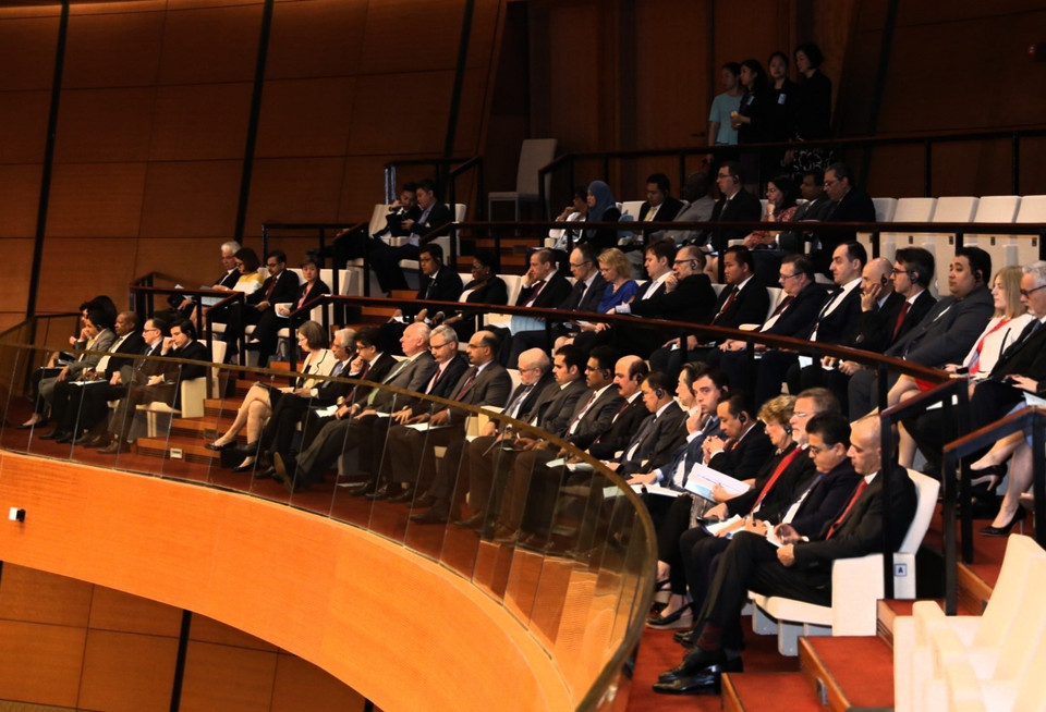 Đại biểu đại diện cho các cơ quan ngoại giao, tổ chức quốc tế tại Hà Nội dự phiên khai mạc. (Ảnh: Văn Điệp/TTXVN)