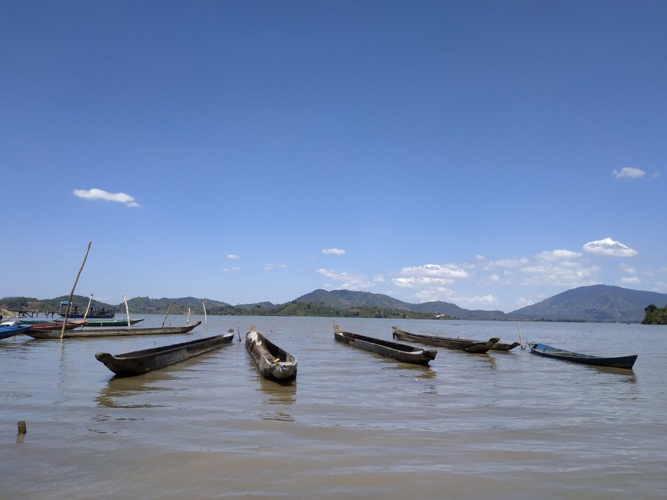 Quang cảnh bình yên bên Hồ Lắk. (Ảnh: Tuấn Anh/TTXVN)