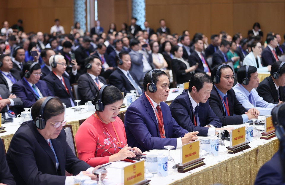 Các đại biểu dự Hội nghị thúc đẩy triển khai thực hiện các dự án hợp tác đầu tư Việt Nam-Singapore. (Ảnh: Dương Giang/TTXVN)