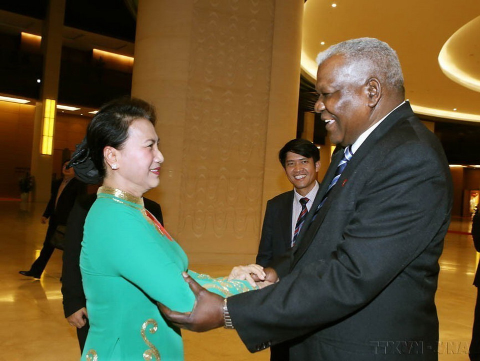 Chủ tịch Quốc hội Nguyễn Thị Kim Ngân tiếp Chủ tịch Quốc hội Esteban Lazo Hernández trong chuyến thăm chính thức Việt Nam (12/6/2017). (Ảnh: Nguyễn Dân/TTXVN)