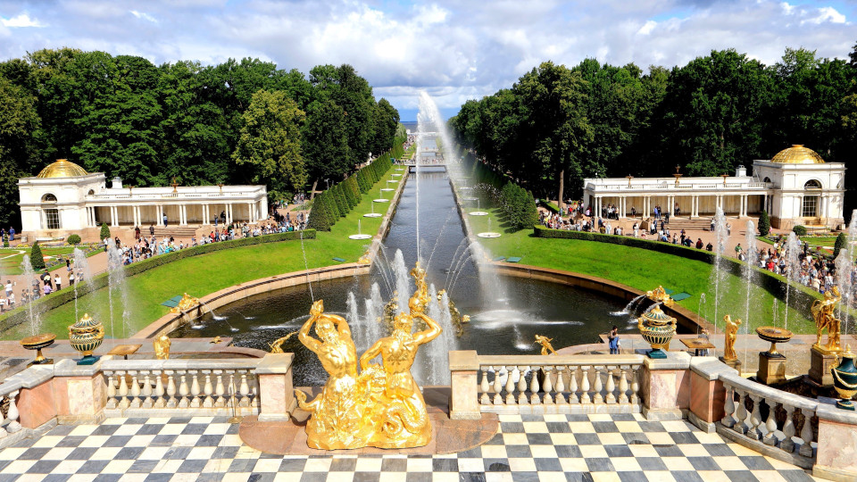 Trong gần 300 năm tồn tại, hệ thống đài phun nước không chỉ nổi bật ở tính độc đáo trong thiết kế, mà còn đòng góp thiết thực vào việc cung cấp nước sạch cho người dân địa phương. (Ảnh: Trần Hiếu/TTXVN)