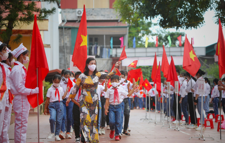 Lễ đón học sinh đầu cấp (lớp 6) tại trường THCS An Lập, huyện Sơn Động (Bắc Giang). (Ảnh: Danh Lam/TTXVN)