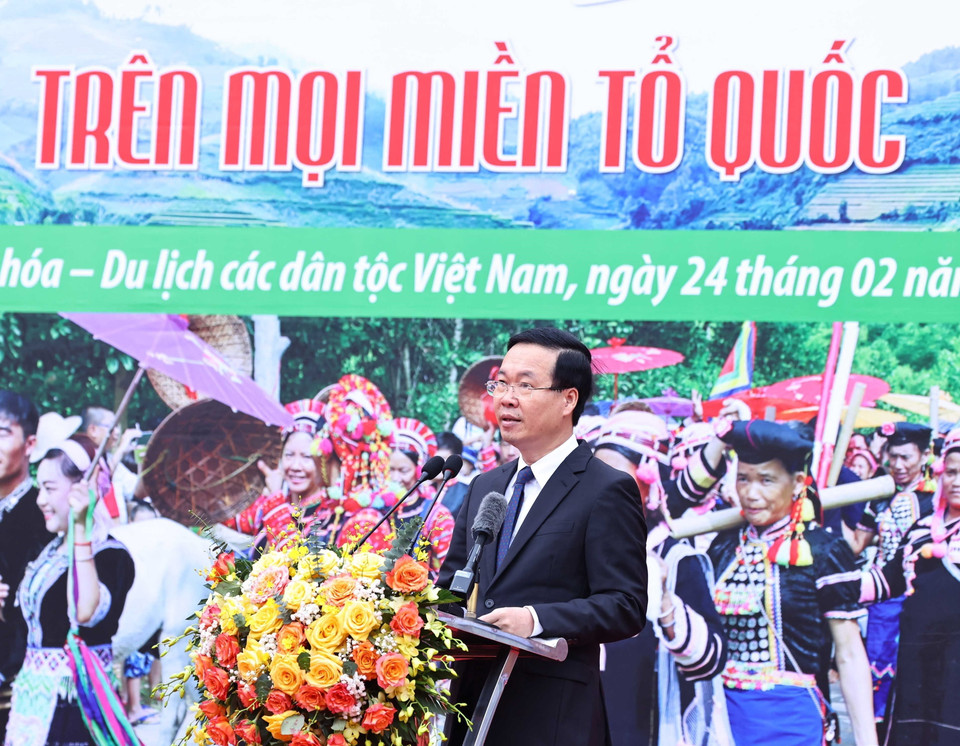 Chủ tịch nước Võ Văn Thưởng phát biểu và chúc tết đồng bào các dân tộc. (Ảnh: Thống Nhất/TTXVN)