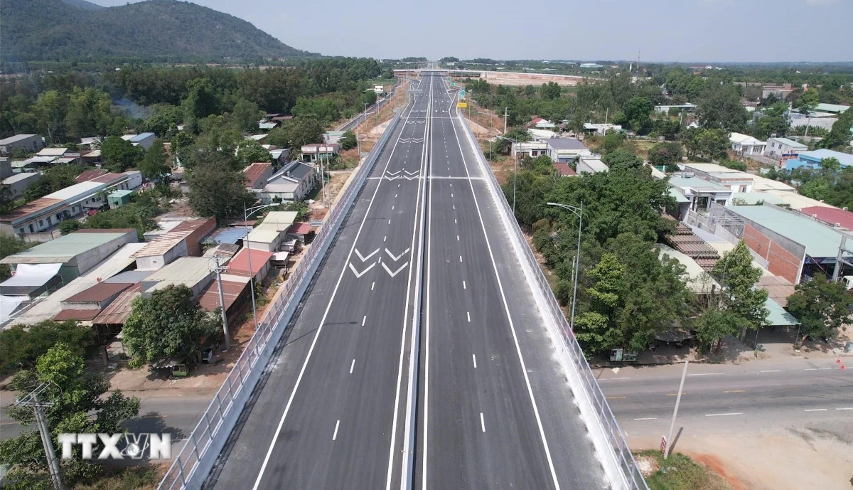 Hơn 18km cao tốc Biên Hòa - Vũng Tàu hoàn thành, đảm bảo đưa vào khai thác