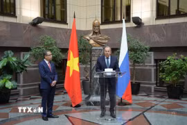 Ngoại trưởng Nga Sergei Lavrov phát biểu tại Lễ khai mạc. (Ảnh: TTXVN)