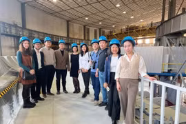 Các nhà khoa học trẻ Việt Nam tại JINR. (Ảnh: Tâm Hằng/TTXVN)
