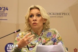 Người phát ngôn Bộ Ngoại giao Nga Maria Zakharova phát biểu tại St. Petersburg, (Nga). (Ảnh: Getty Images/TTXVN)