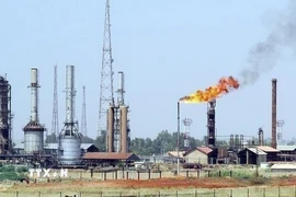 Một nhà máy lọc dầu tại Iran. (Ảnh: IRNA/TTXVN)
