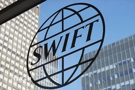 EU muốn "cắt đứt" 20 ngân hàng Nga khỏi hệ thống thanh toán quốc tế SWIFT. (Ảnh: Russia Bussiness Today/TTXVN)