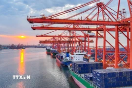 Cảng hàng hóa tại tỉnh Hà Bắc (Trung Quốc). (Ảnh: THX/TTXVN)