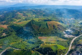 Một núi lửa trong trong Công viên địa chất toàn cầu UNESCO Đắk Nông. (Ảnh: TTXVN phát)