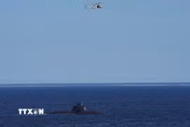 Tàu ngầm U-32 của Đức tuần tra trên biển Baltic trong một cuộc tập trận hồi năm 2023. (Ảnh: Reuters/TTXVN)