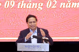 Thủ tướng Phạm Minh Chính kết luận buổi làm việc với Ban Thường vụ Thành uỷ Đà Nẵng. (Ảnh: Dương Giang/TTXVN)